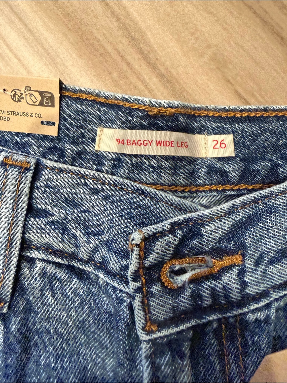 Levi’s - Picture 5 of 9